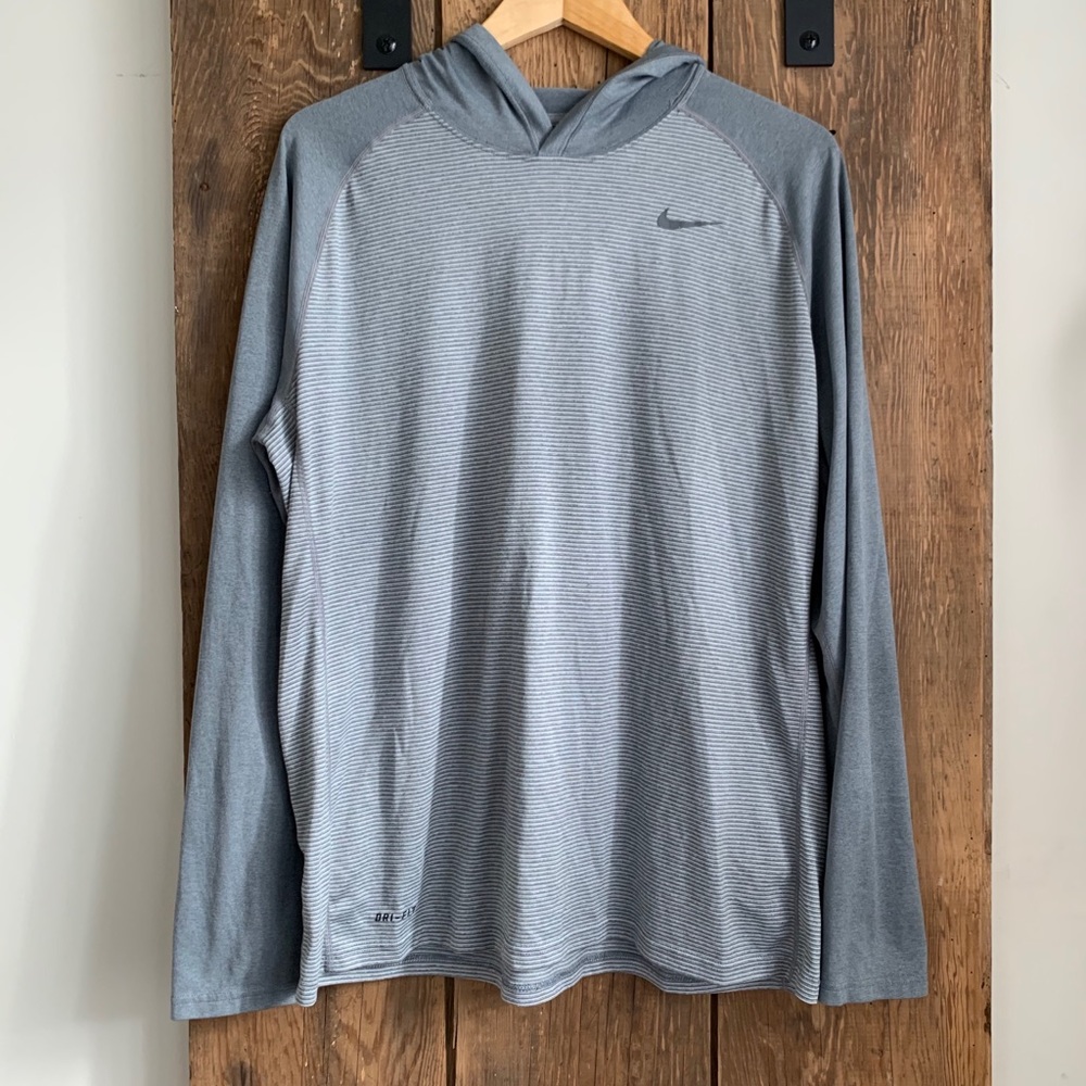 Nike dry fit long sleeve with hood